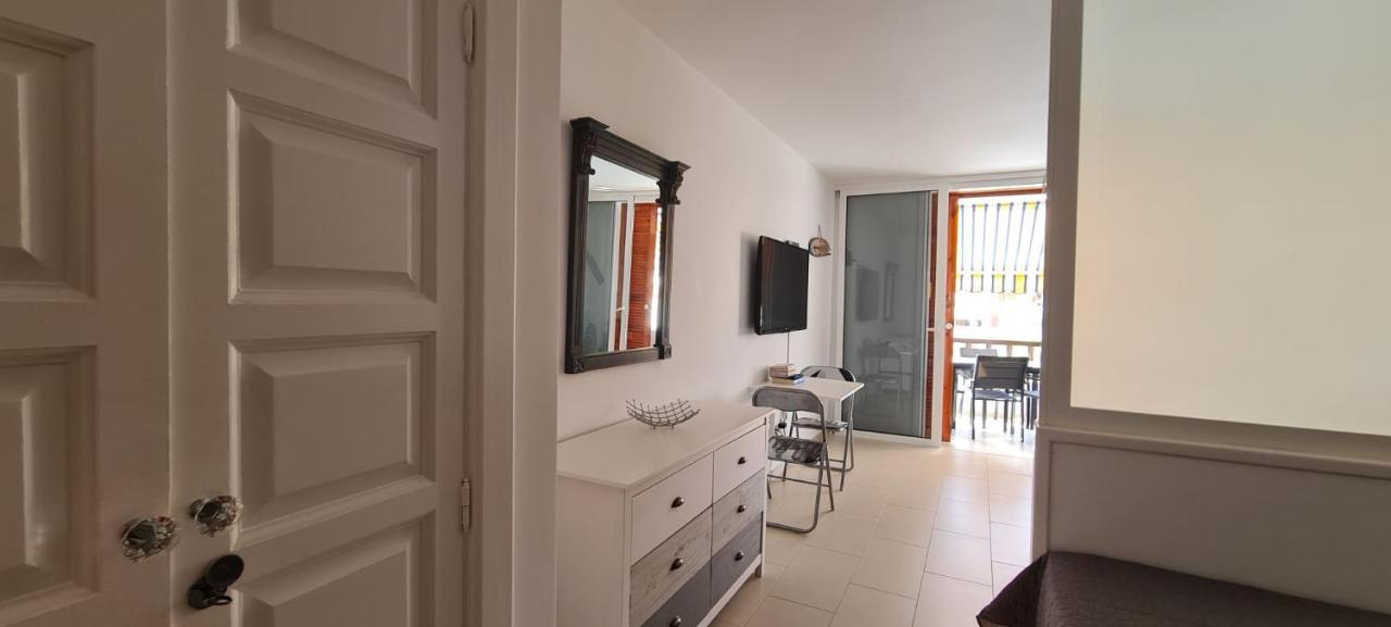 Parque Santiago 3 Studio Apartment Arona  Luaran gambar